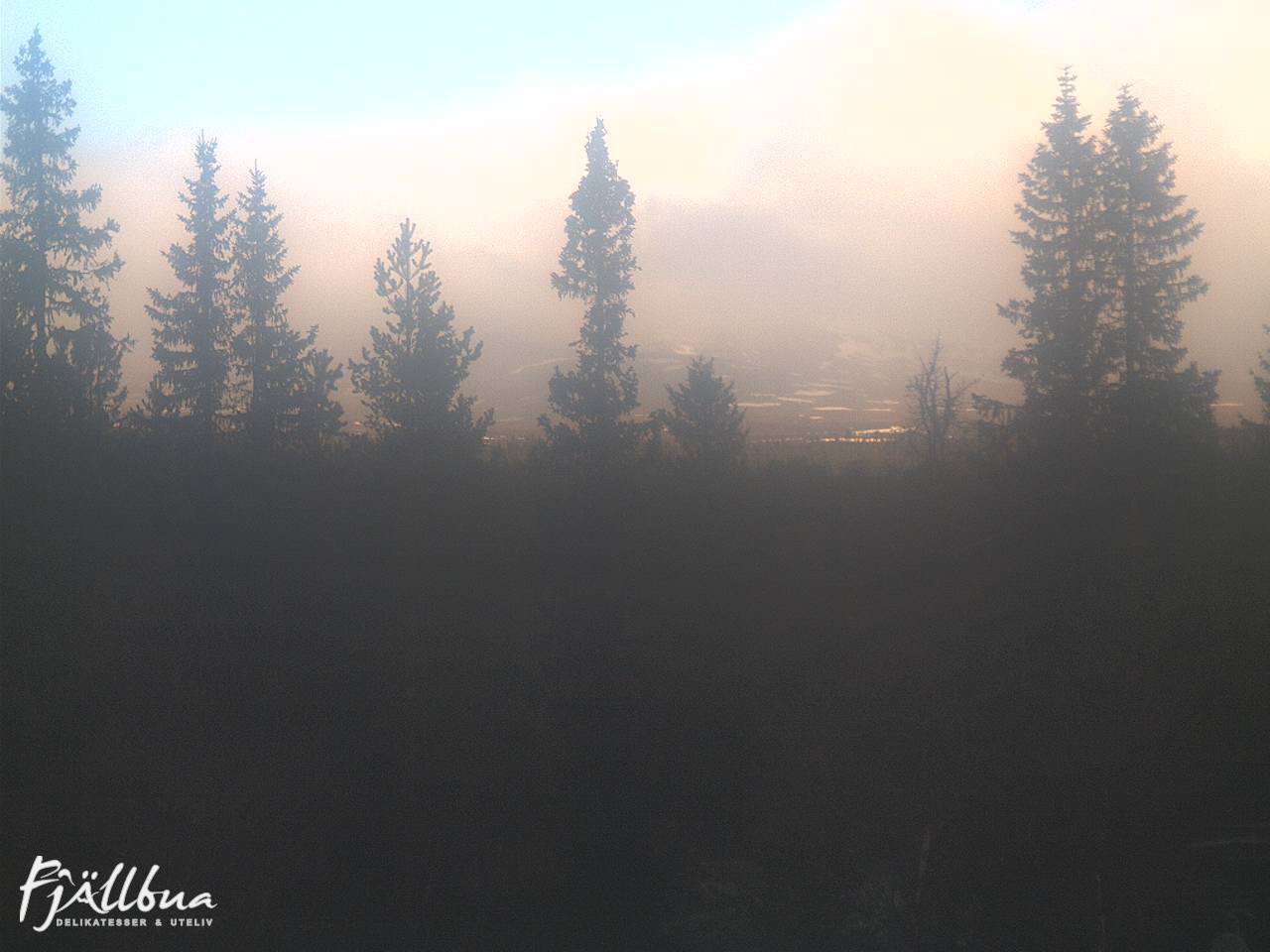 Fjällbua webcam 2025-05-15 08:30
