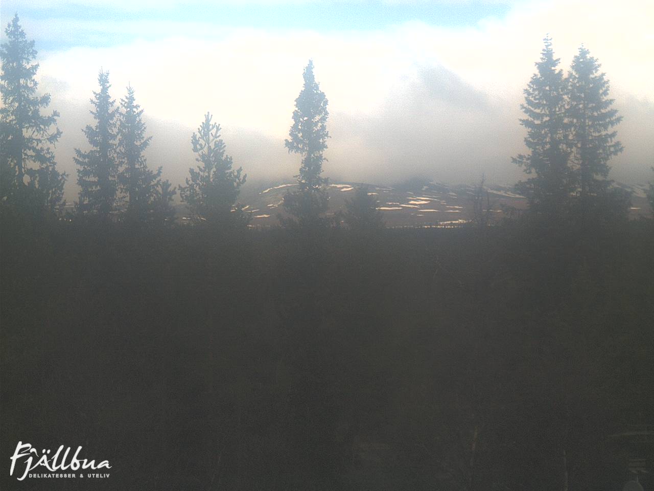 Fjällbua webcam 2025-05-15 10:30