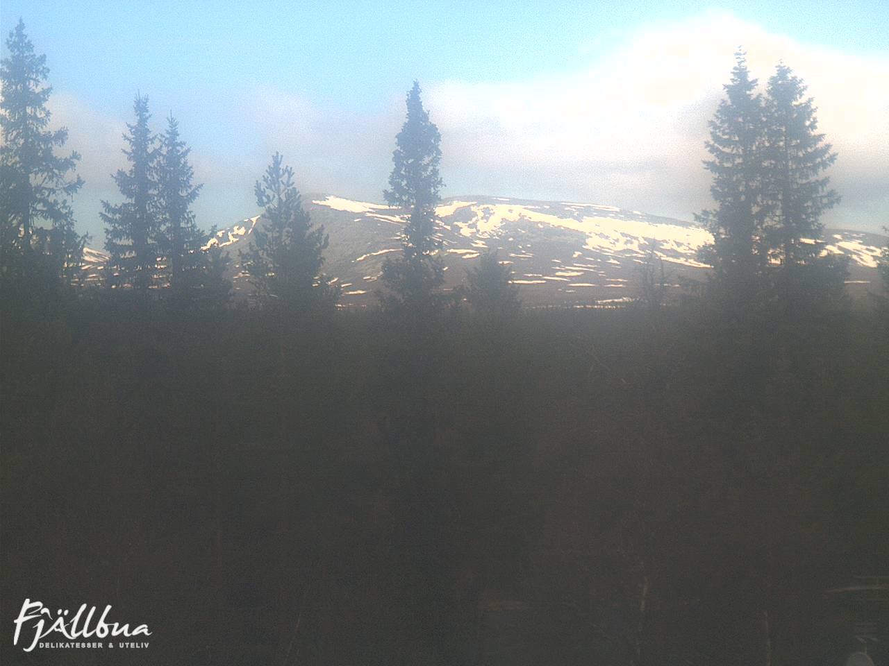 Fjällbua webcam 2025-05-15 12:30