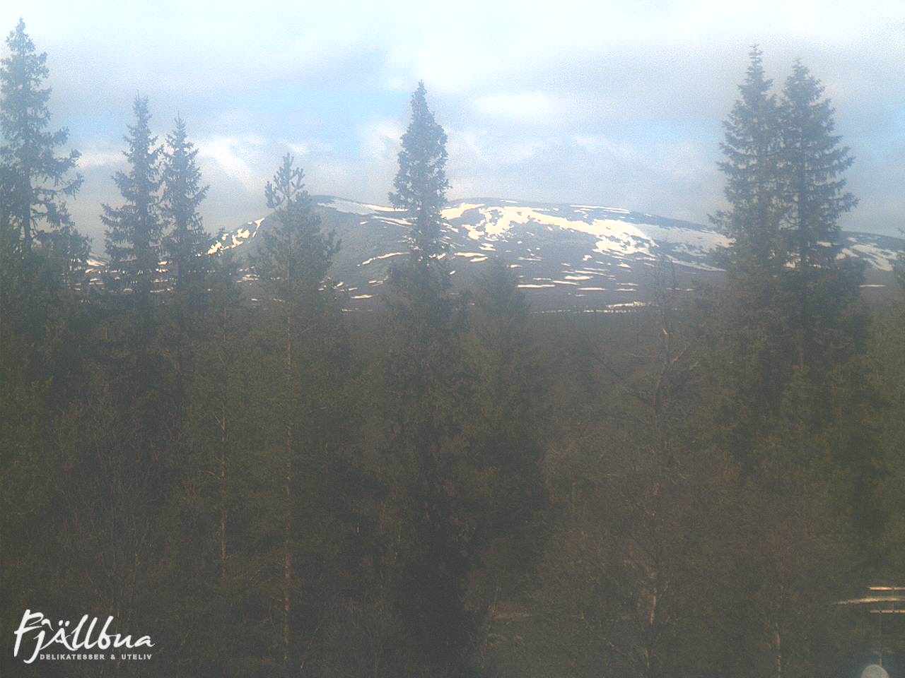 Fjällbua webcam 2025-05-15 14:30