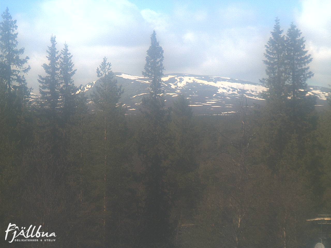 Fjällbua webcam 2025-05-15 15:00