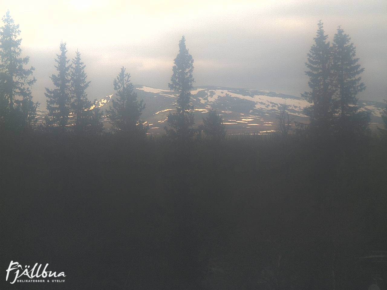 Fjällbua webcam 2025-05-15 16:30