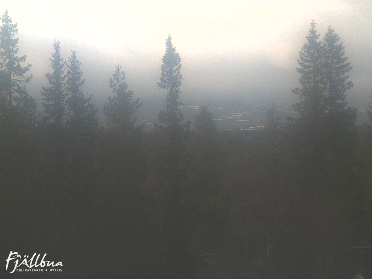Fjällbua webcam 2025-05-16 17:00