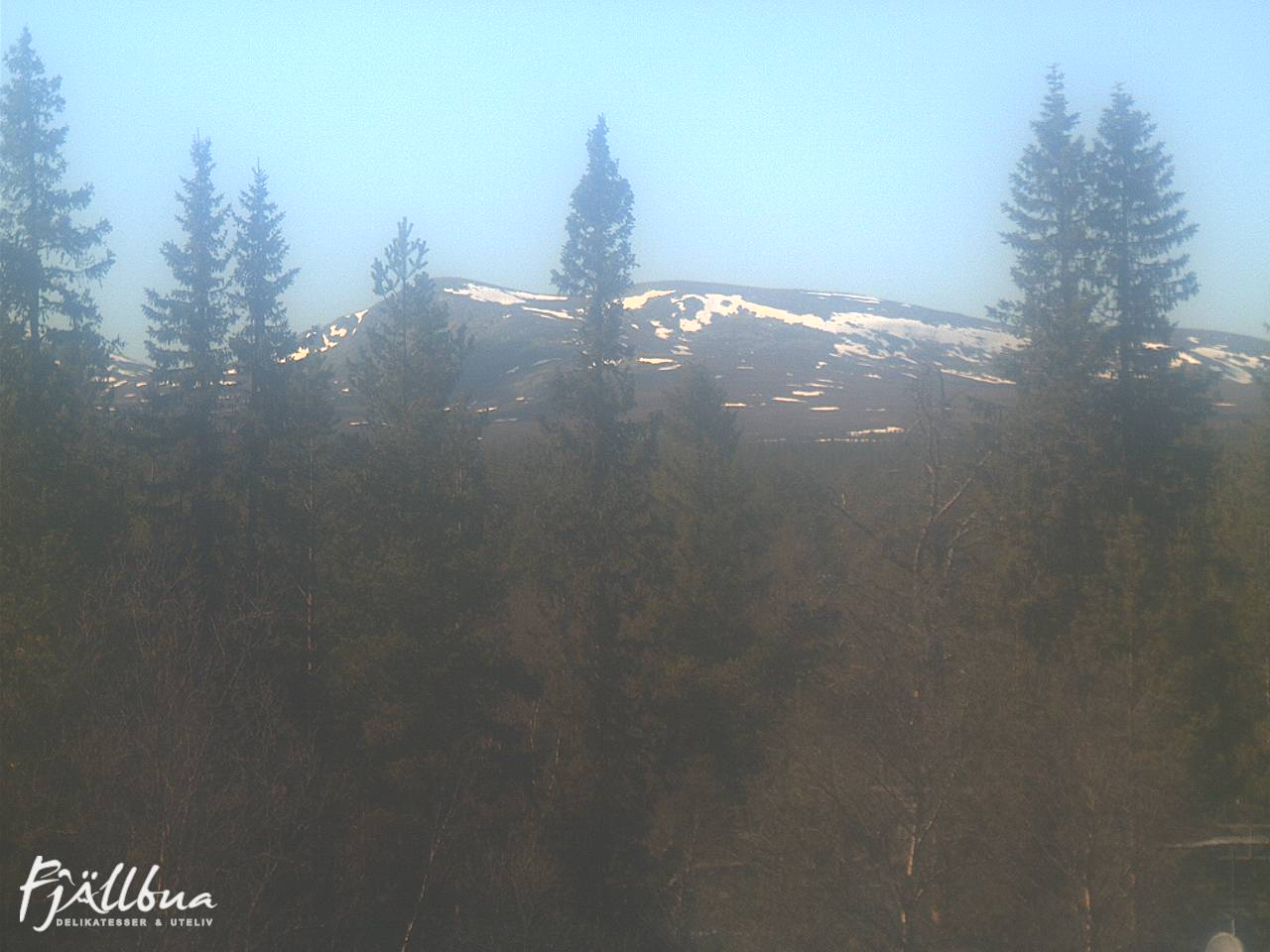 Fjällbua webcam 2025-05-19 16:00
