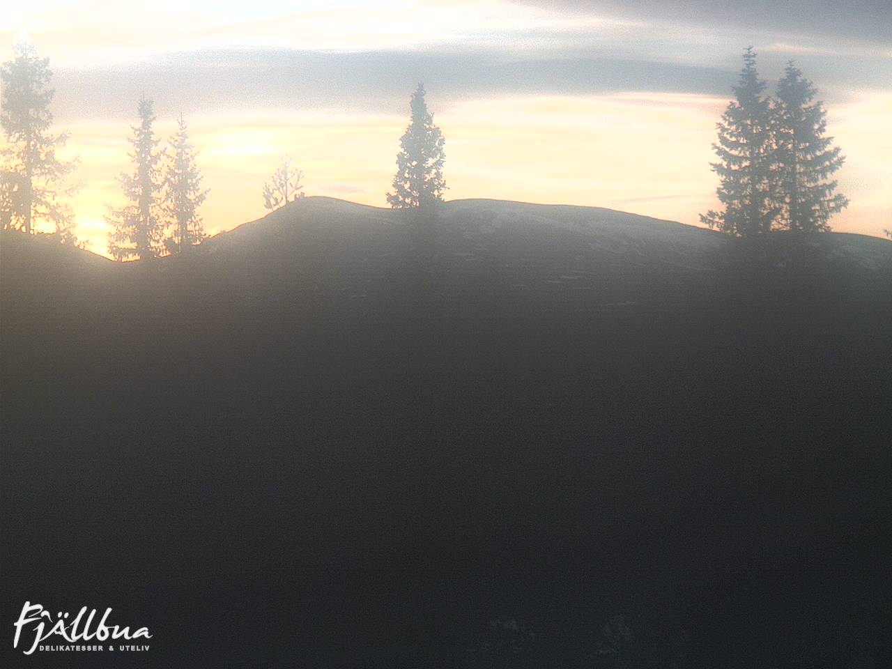 Fjällbua webcam 2025-05-19 21:30