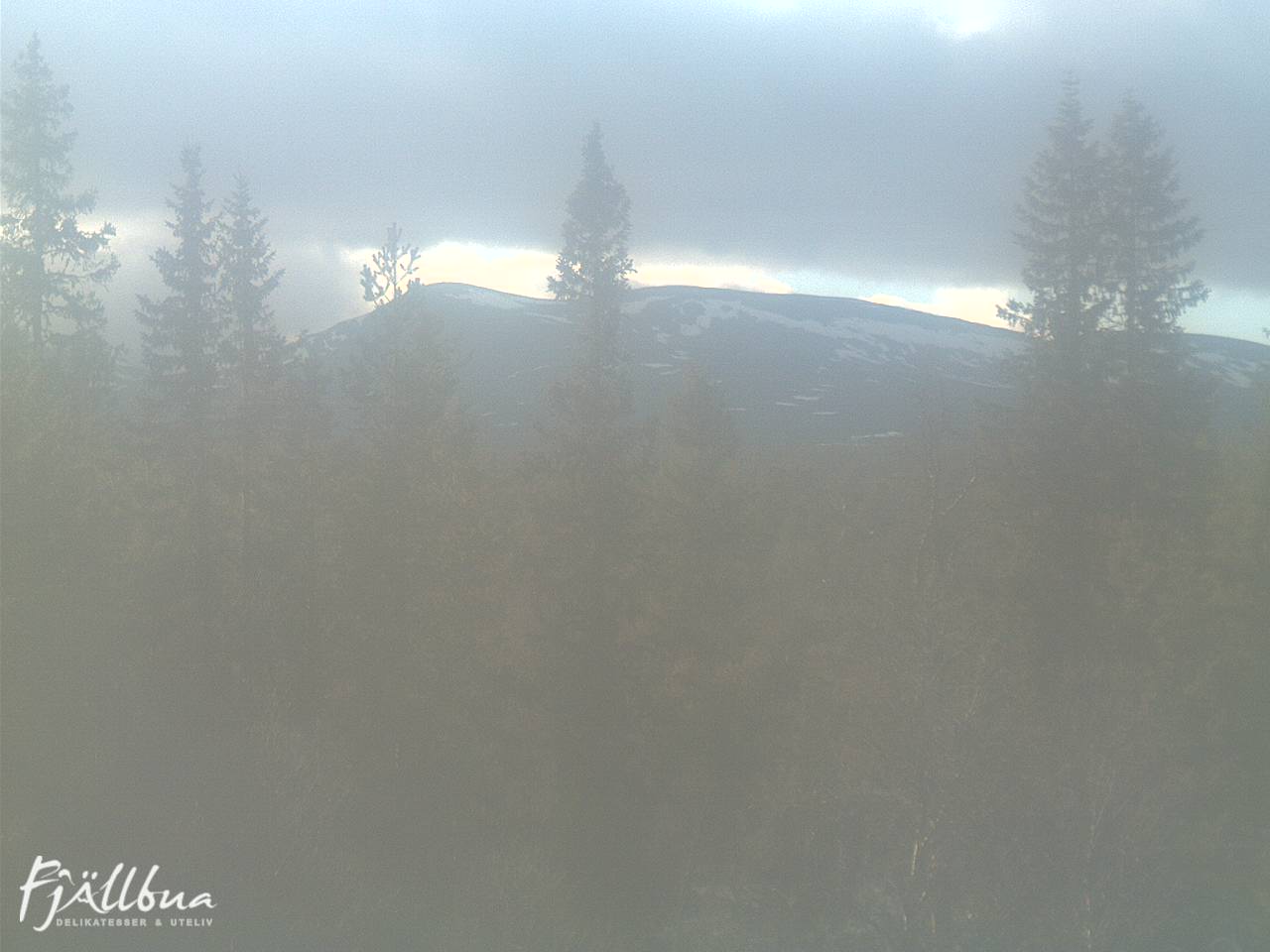 Fjällbua webcam 2025-05-20 19:00