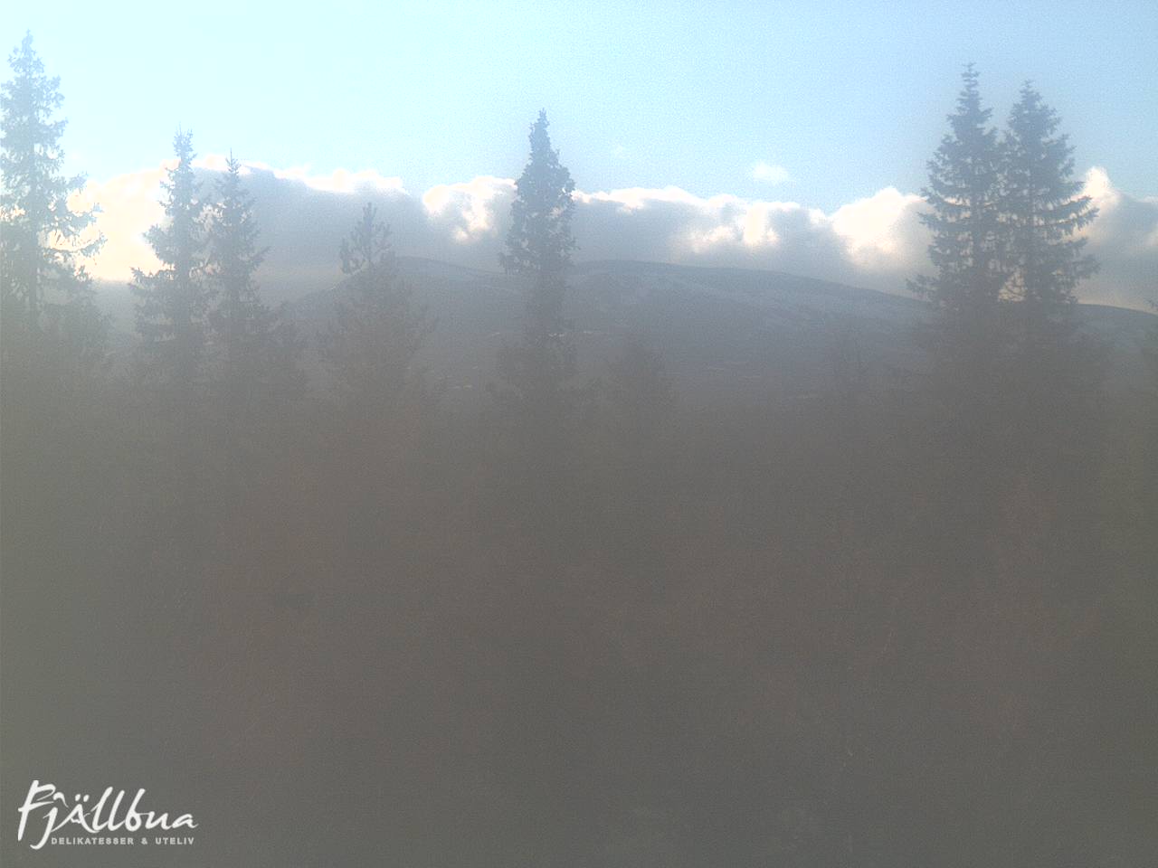Fjällbua webcam 2025-05-20 20:00