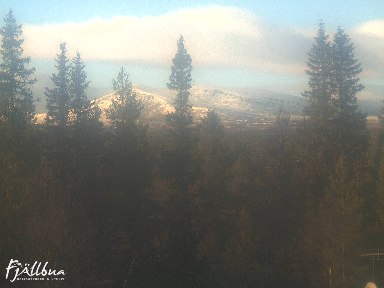 Fjällbua webcam 2024-10-14 16:00