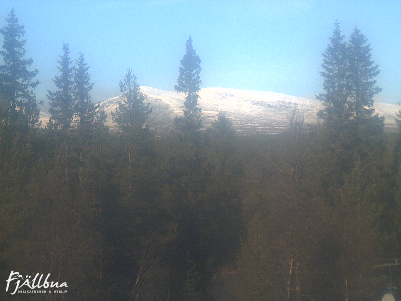 Fjällbua webcam 2024-10-15 12:30