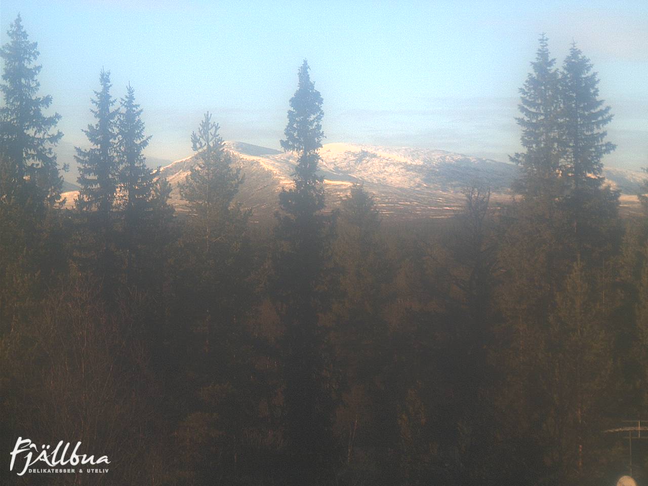 Fjällbua webcam 2024-10-15 15:30