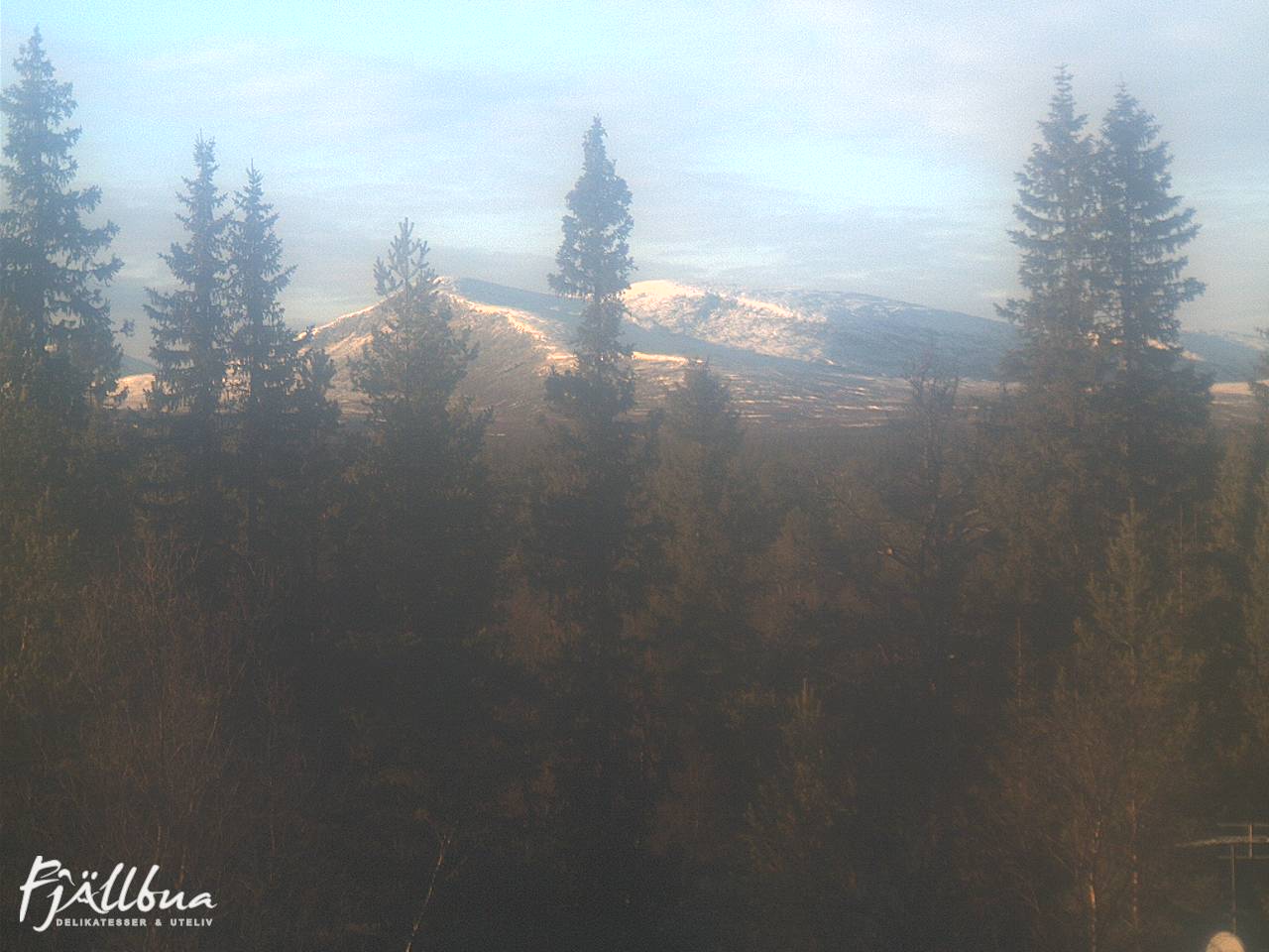 Fjällbua webcam 2024-10-15 16:00