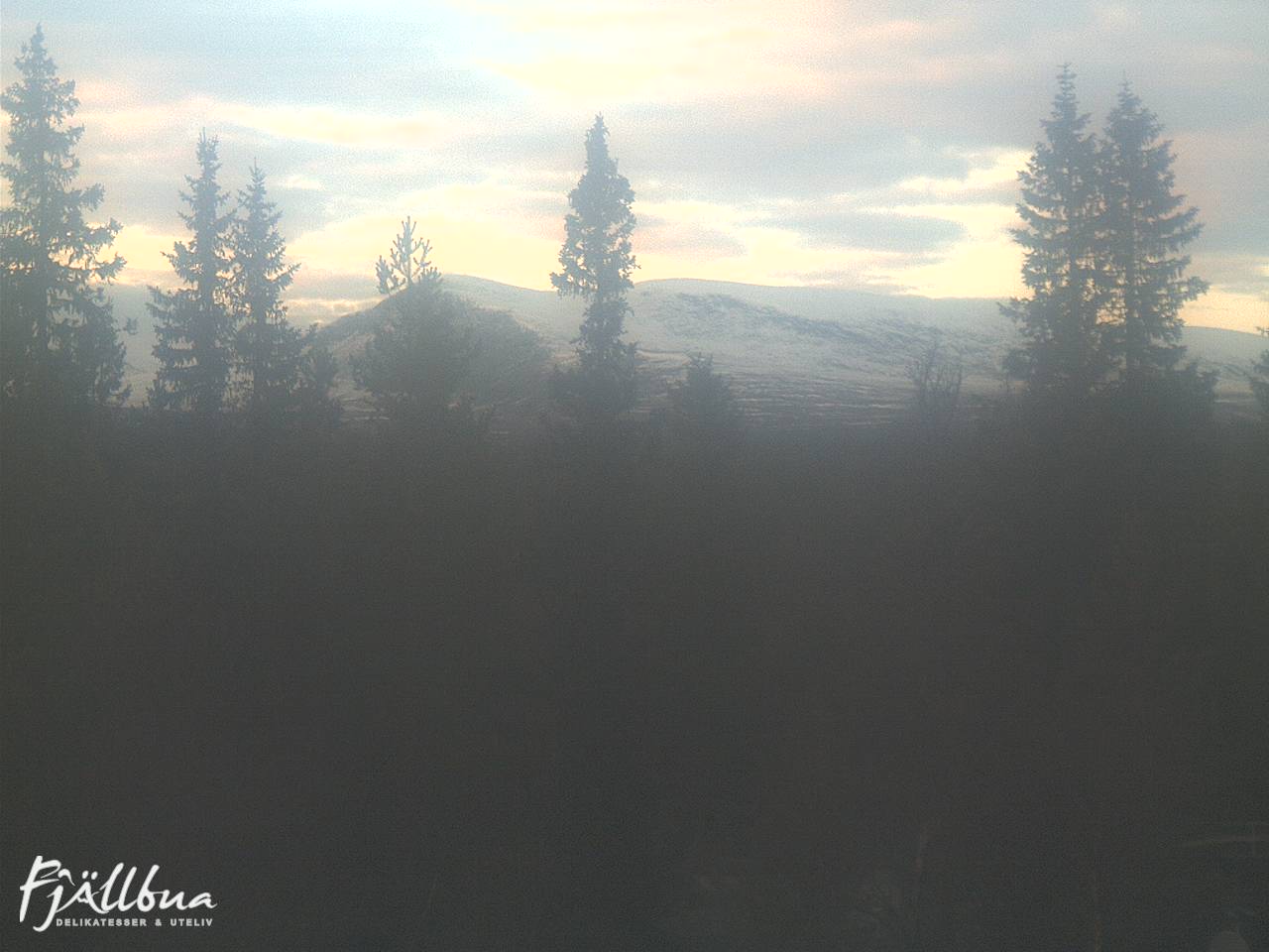 Fjällbua webcam 2024-10-15 17:30