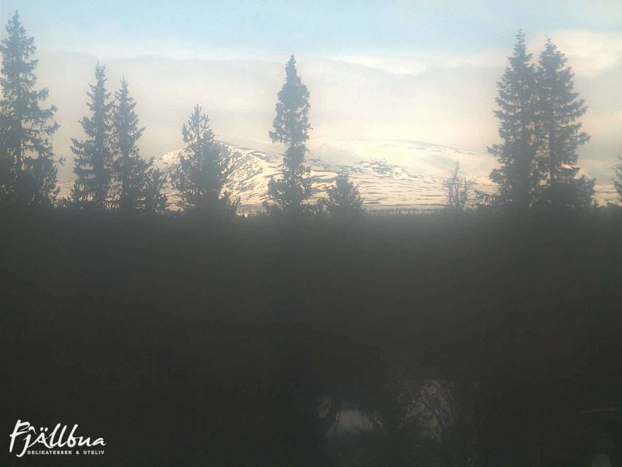 Fjällbua webcam 2025-04-06 14:00