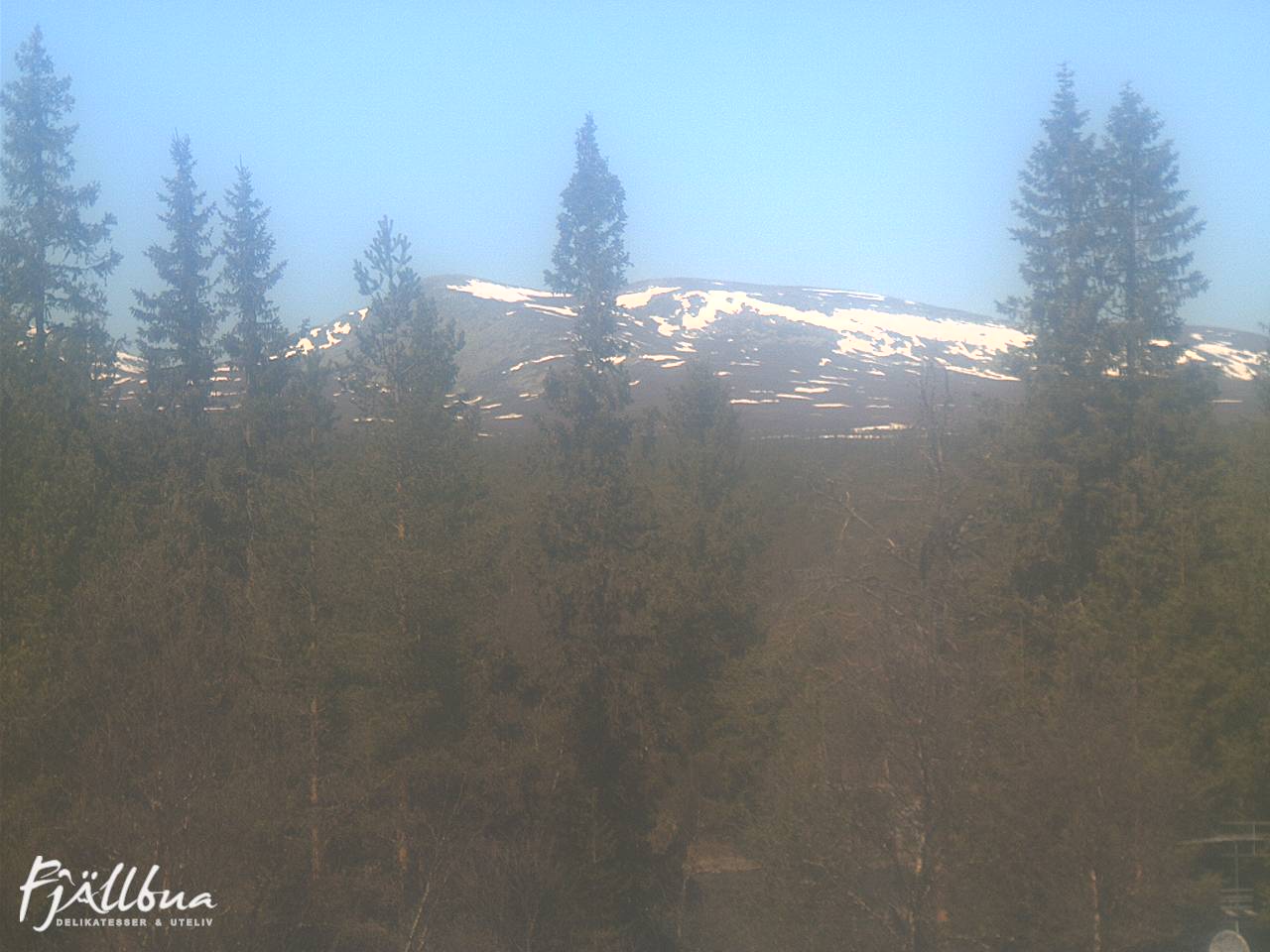 Fjällbua webcam 2025-05-17 12:30