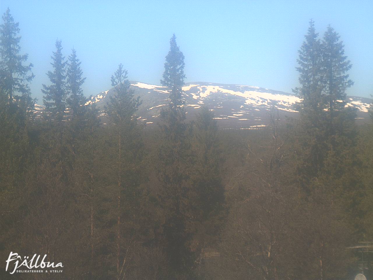 Fjällbua webcam 2025-05-17 13:30