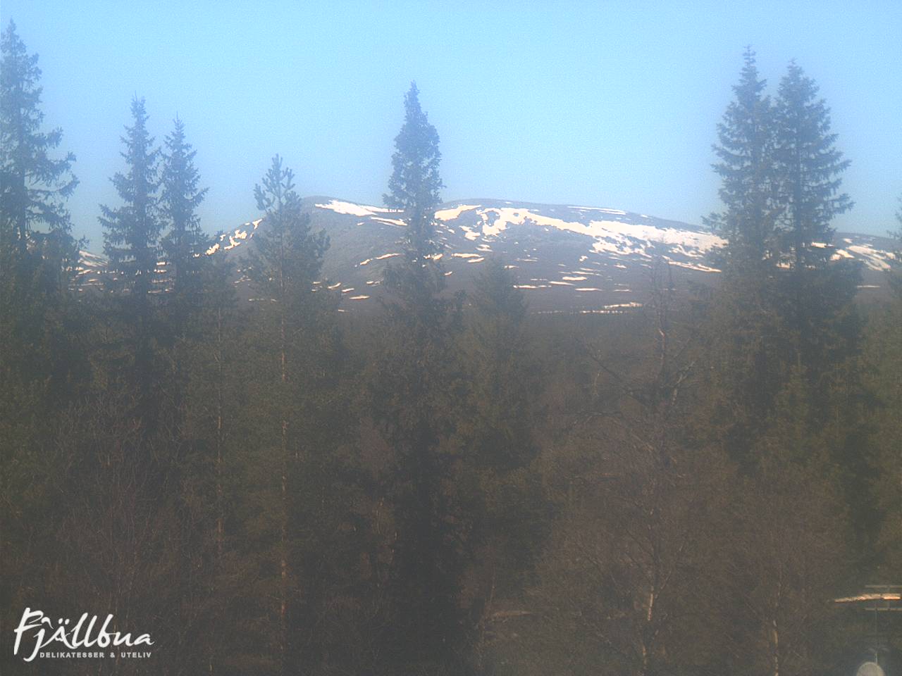 Fjällbua webcam 2025-05-17 15:00