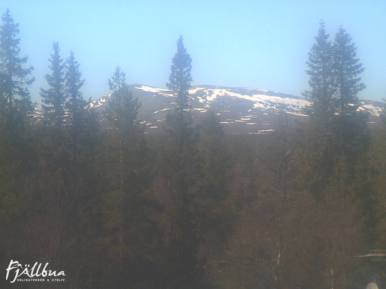 Fjällbua webcam 2025-05-17 15:30