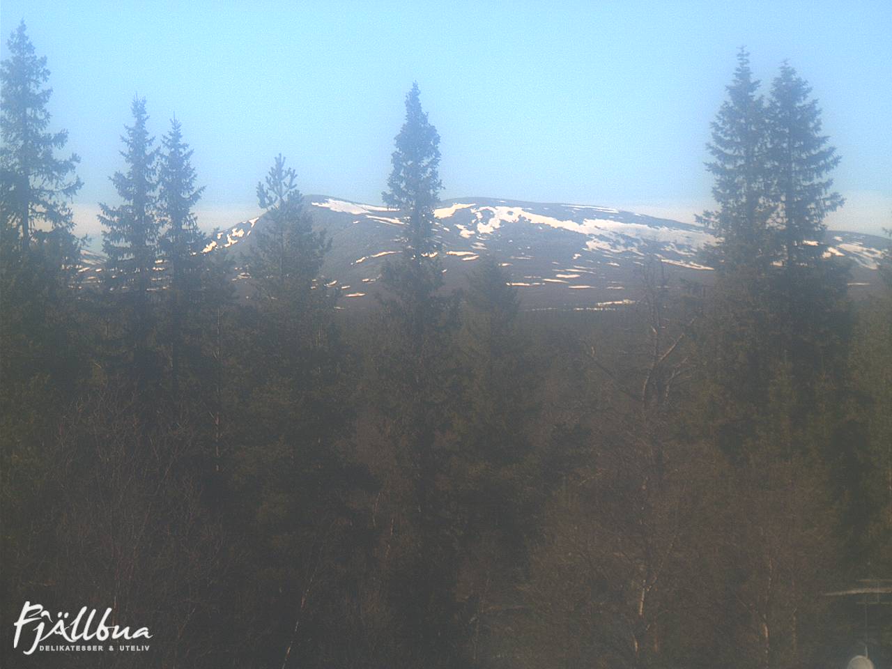 Fjällbua webcam 2025-05-17 16:00