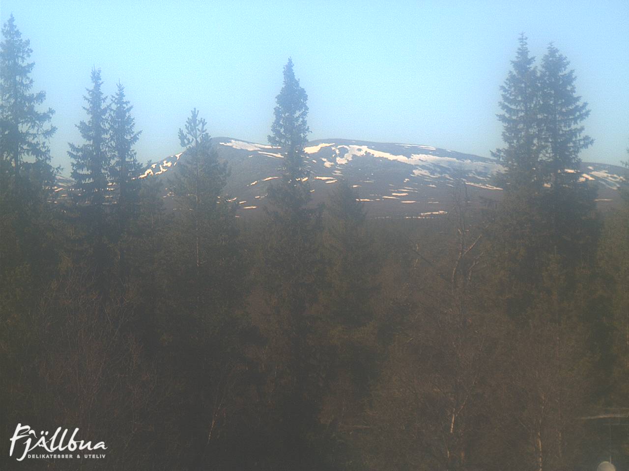 Fjällbua webcam 2025-05-18 16:30