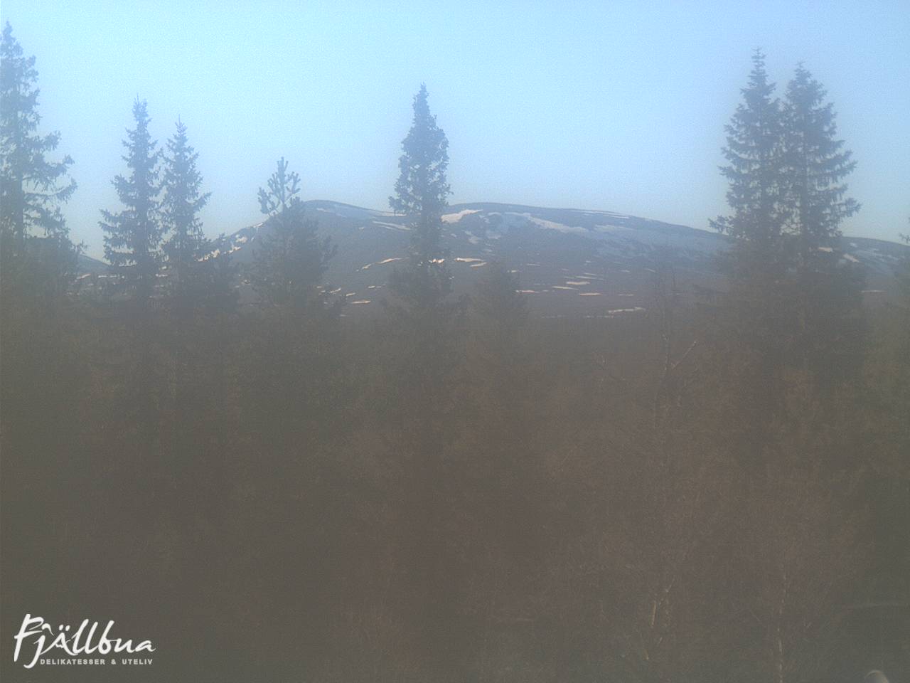 Fjällbua webcam 2025-05-18 18:00