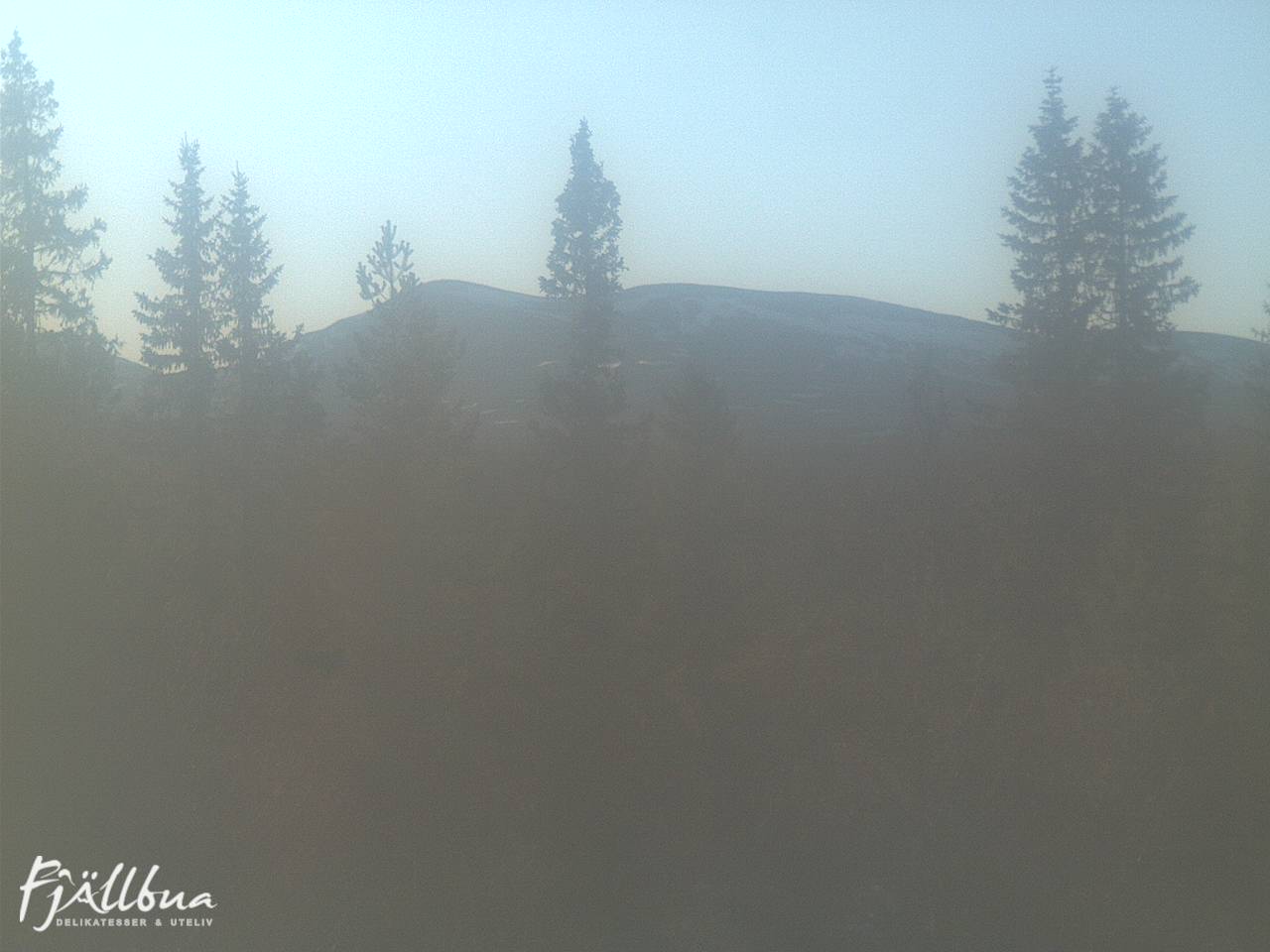 Fjällbua webcam 2025-05-18 20:00