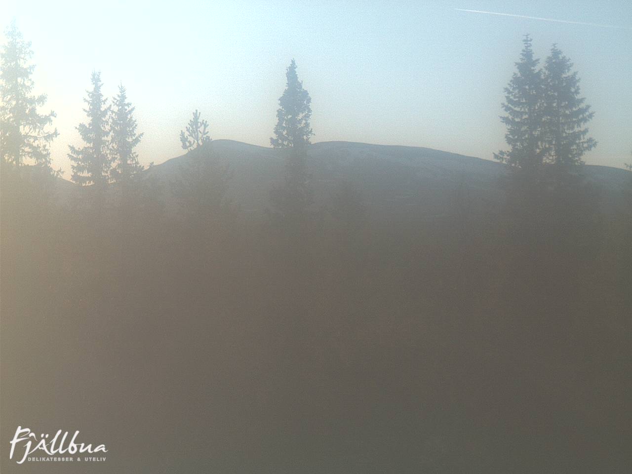 Fjällbua webcam 2025-05-18 20:30