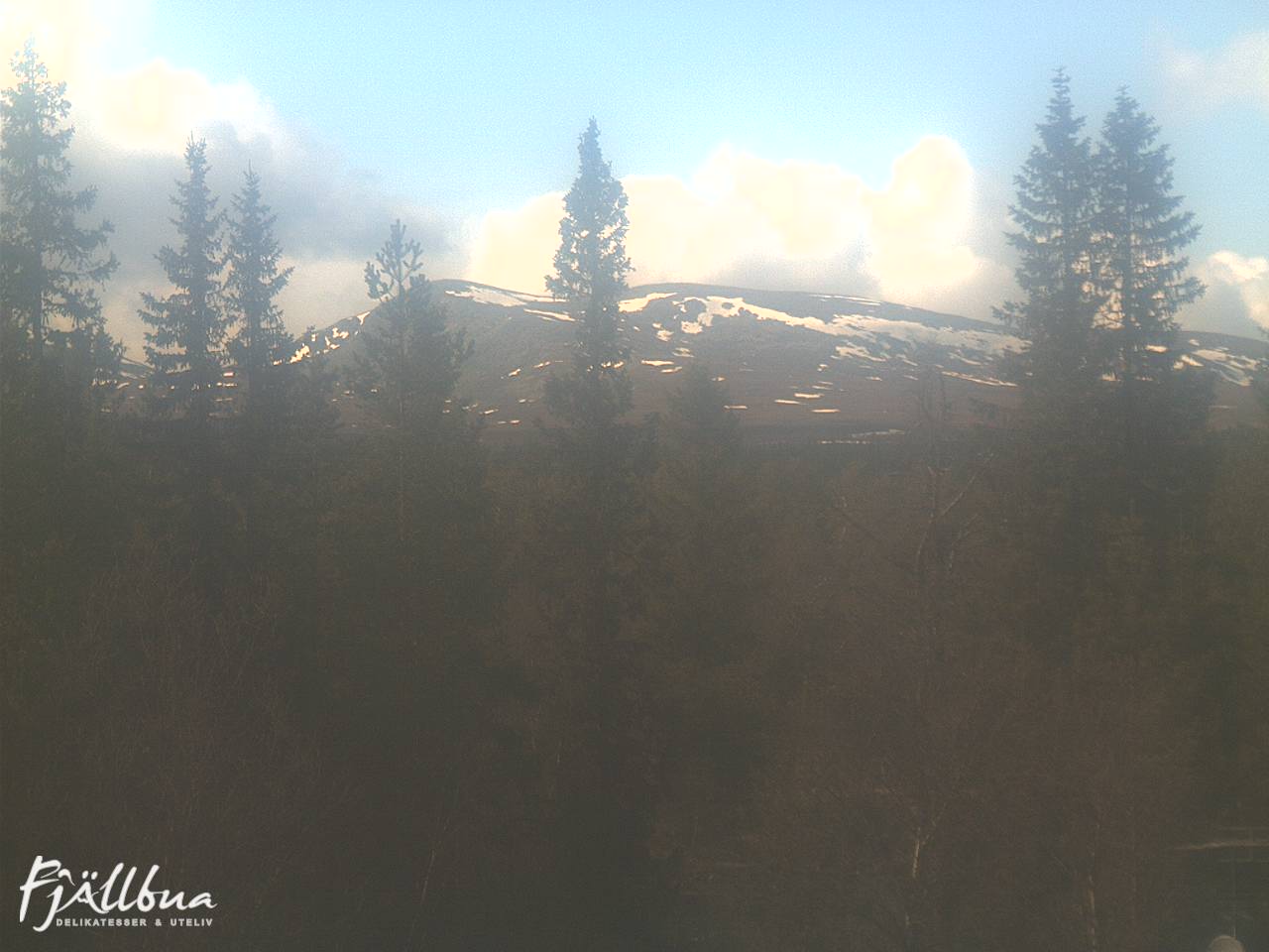 Fjällbua webcam 2025-05-21 16:30